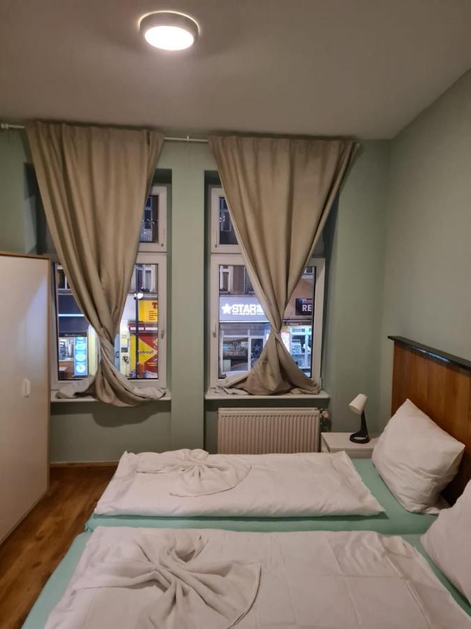 Hotel Hostel Zafir - Berlin — Fotos 1